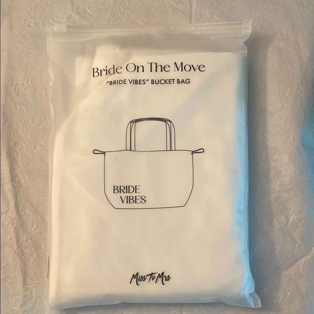 Miss to Mrs Bride Vibes Bucket Bag (Unopened)